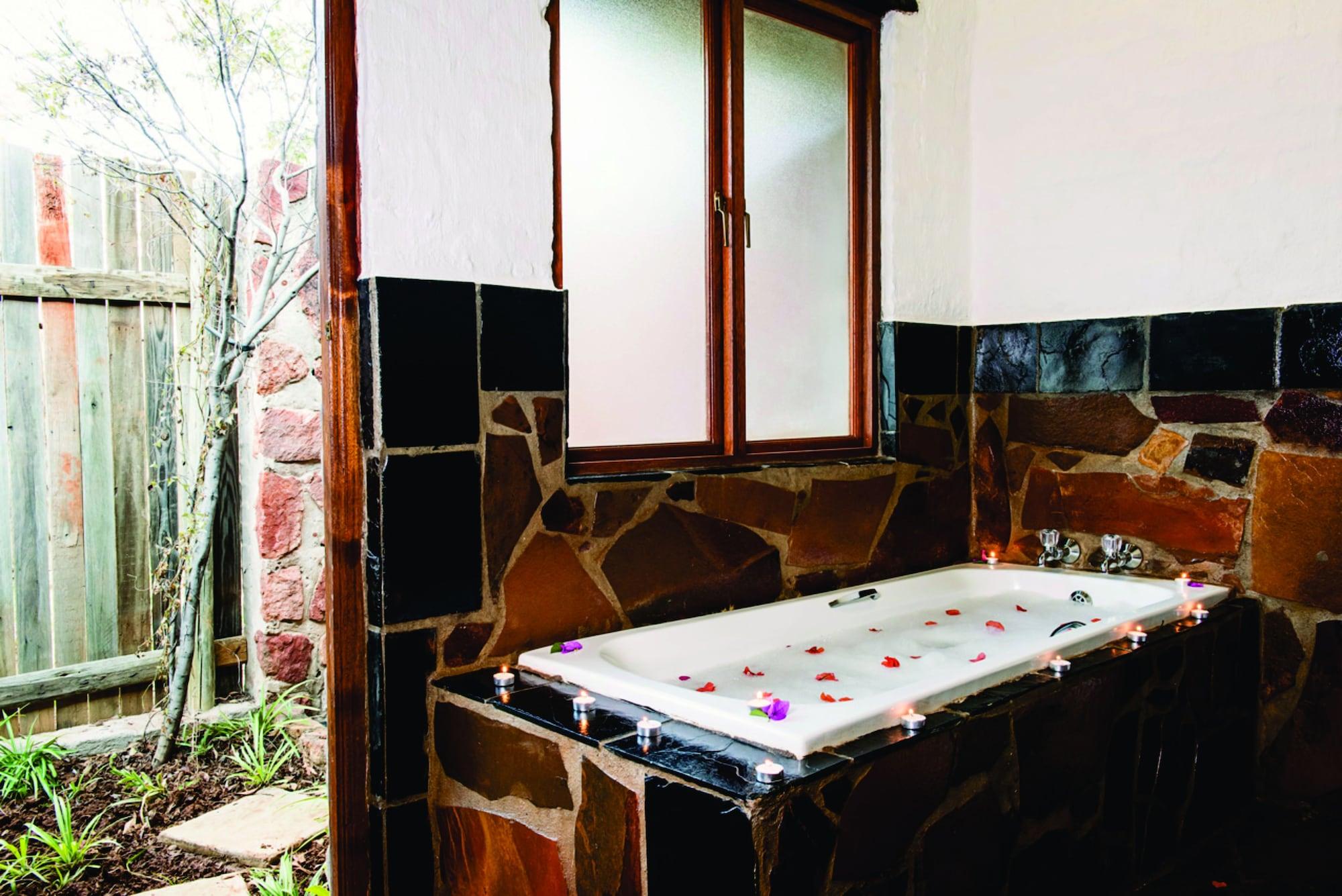 Kedar Heritage Lodge, Conference Centre & Spa Rustenburg Exteriör bild